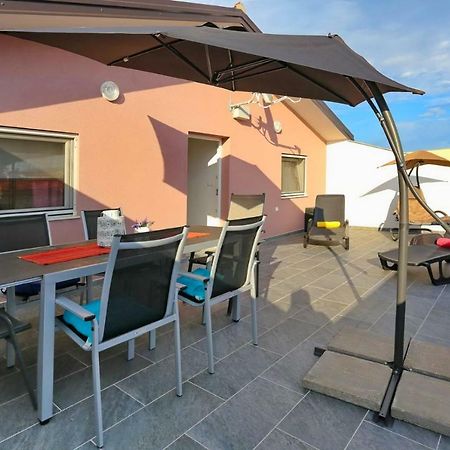 Malu Vir Apartment Exterior foto