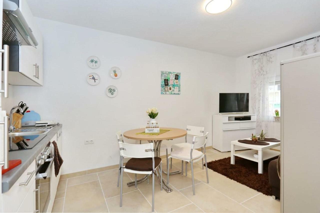 Malu Vir Apartment Exterior foto