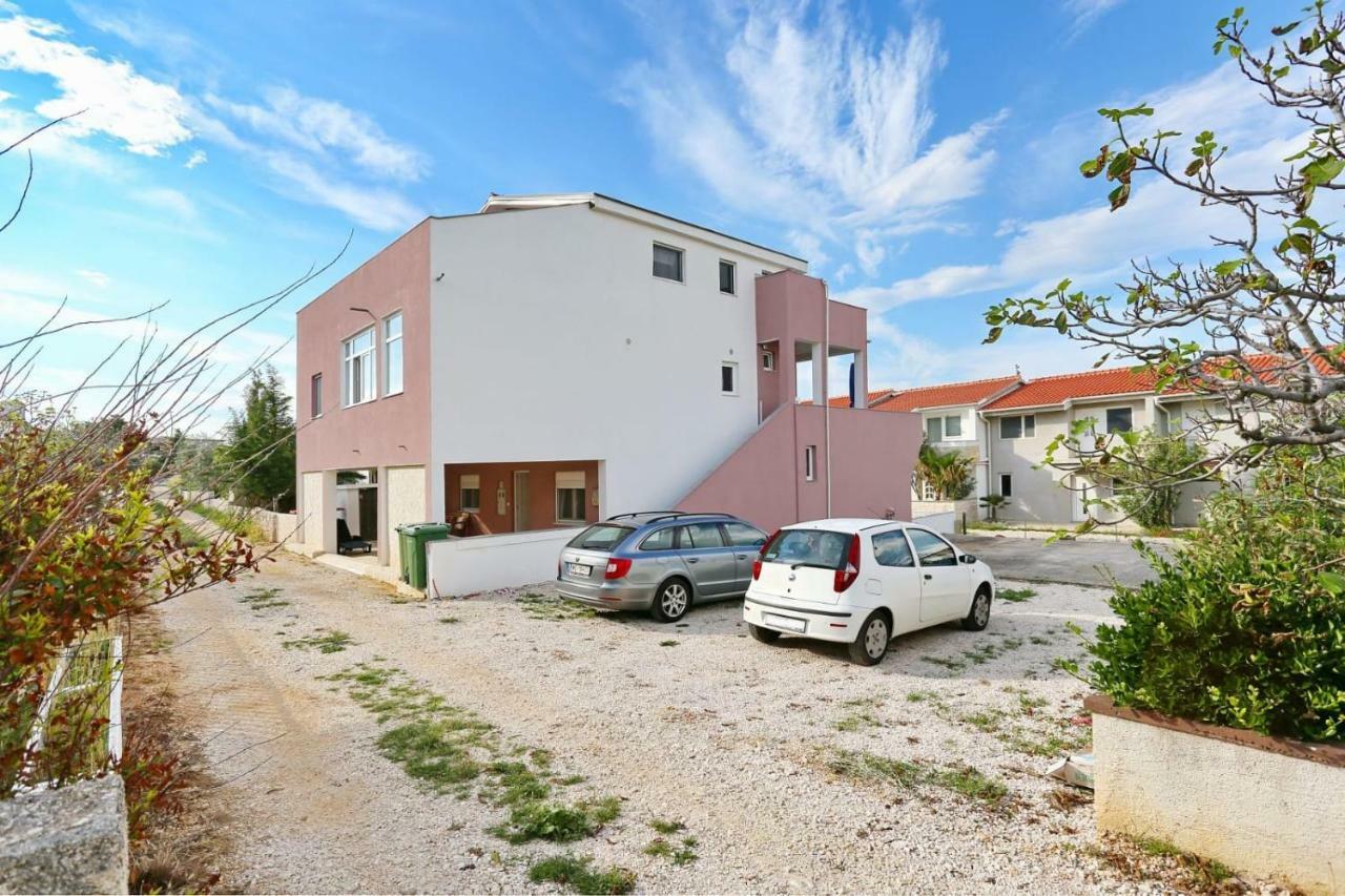 Malu Vir Apartment Exterior foto
