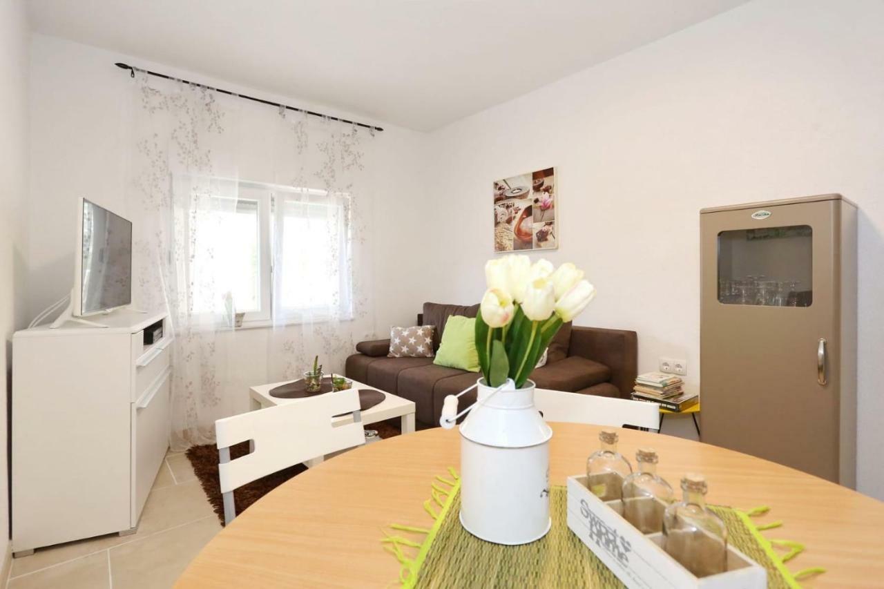 Malu Vir Apartment Exterior foto