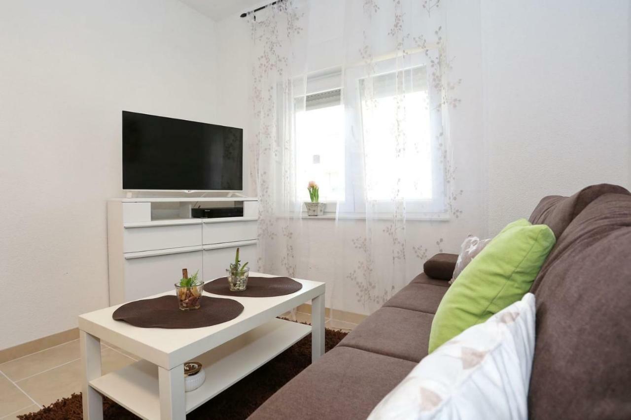 Malu Vir Apartment Exterior foto