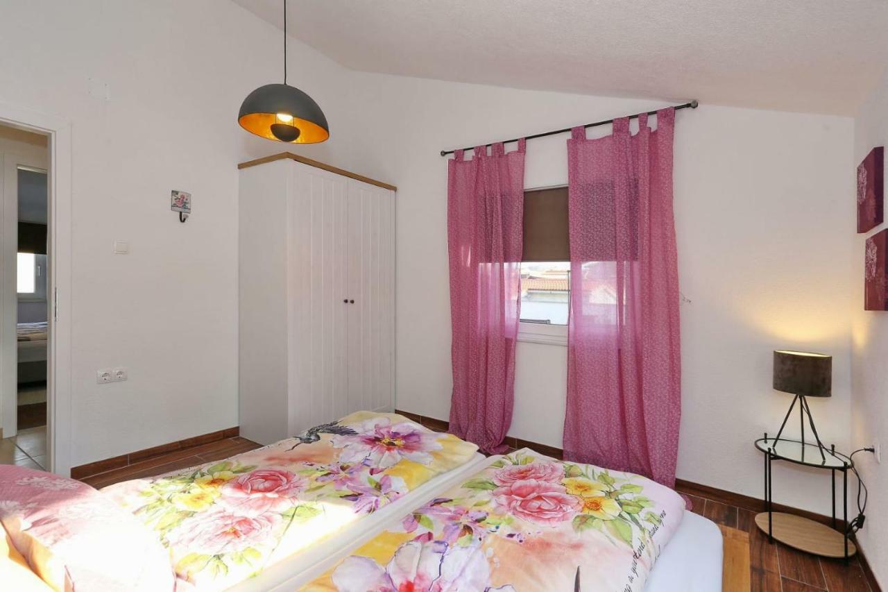 Malu Vir Apartment Exterior foto