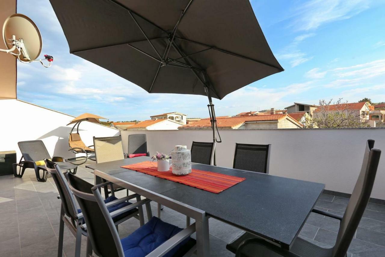 Malu Vir Apartment Exterior foto