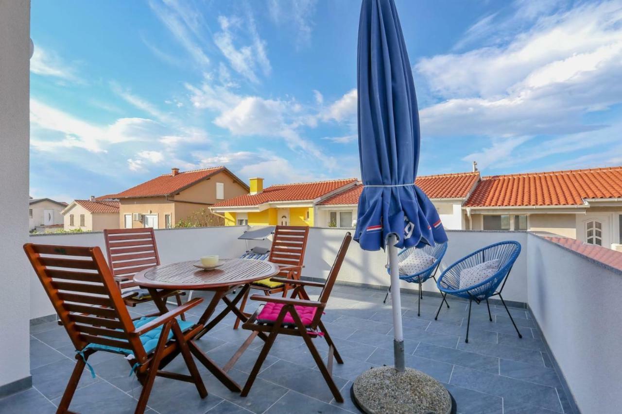 Malu Vir Apartment Exterior foto